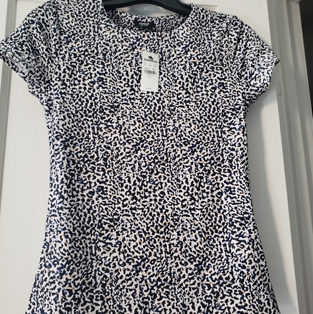 Express Body Contour double layer leopard top
